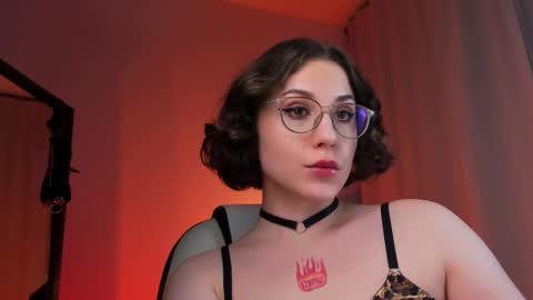 Eva ana Liza online show from February 28, 3:48 am