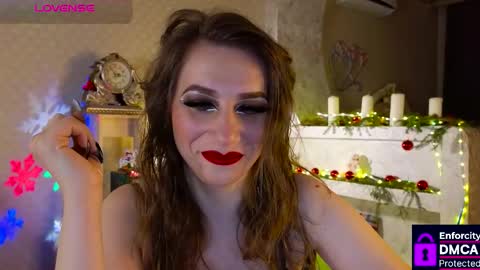 Emily online show from December 18, 4:46 pm