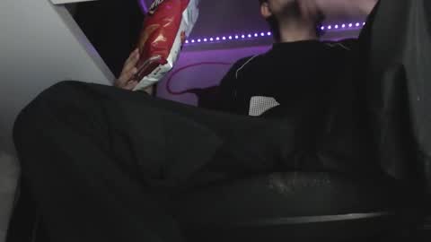 douglas_drake online show from October 16, 3:50 am