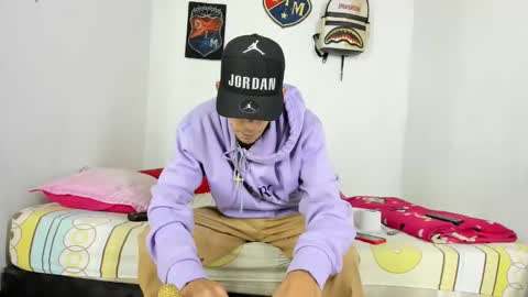 douglas_gallegos online show from December 3, 3:26 am