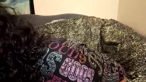 dove_love22 online show from November 24, 2:43 am