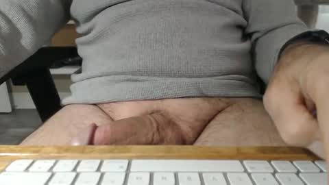 Snapshot of down69_4_u chatting on December 21, 11:02 pm down69_4_u online show from December 21, 11:02 pm