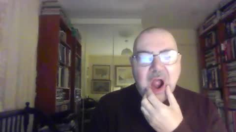 Snapshot of doxoebloke68 chatting on January 12, 7:11 am doxoebloke68 online show from January 12, 7:11 am