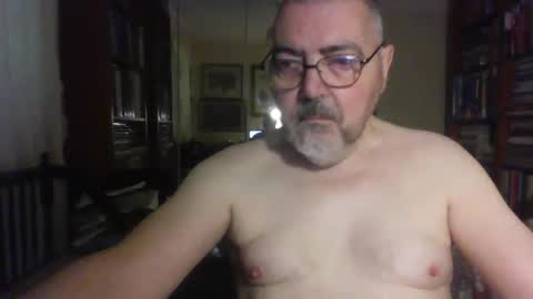 Snapshot of doxoebloke68 chatting on October 1, 3:55 pm doxoebloke68 online show from October 1, 3:55 pm