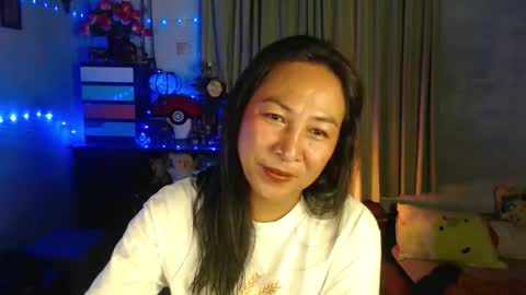doyouwantme143 online show from May 4, 4:02 pm