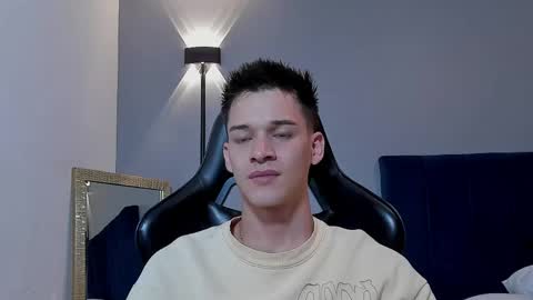 drake_carter1 online show from May 8, 3:12 am