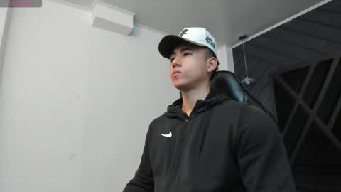 Draven online show from December 15, 11:39 am