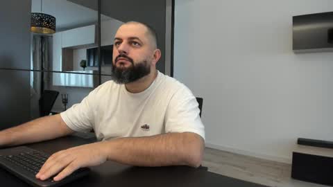 DravenPeak online show from October 18, 11:14 am