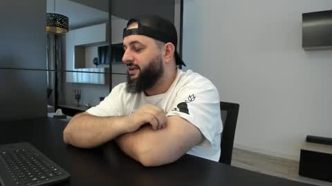 DravenPeak online show from November 24, 1:32 pm