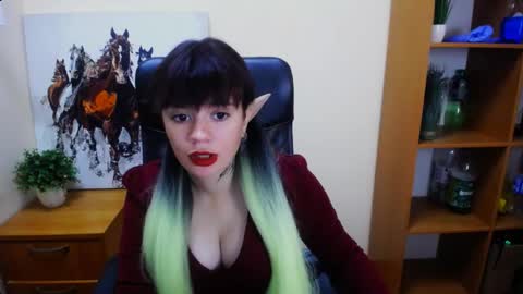 Snapshot of dream_caster_ chatting on October 11, 1:16 pm dream caster online show from October 11, 1:16 pm