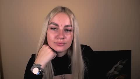 dream_dolly_ online show from October 25, 12:17 pm