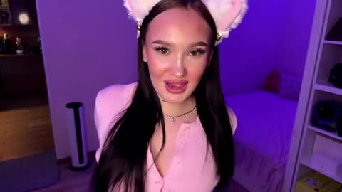 Eva online show from April 10, 10:09 am