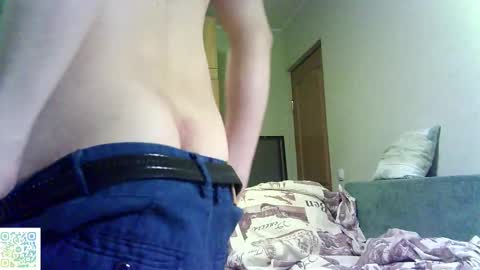 Snapshot of dreaman30 chatting on February 25, 8:53 pm dreaman30 online show from February 25, 8:53 pm