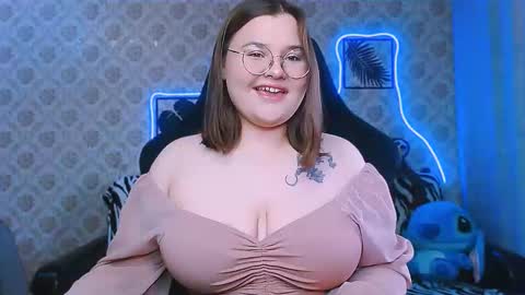 dreamforyoue2 online show from September 26, 6:54 am