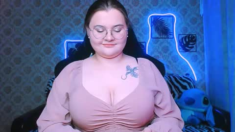 dreamforyoue2 online show from November 16, 5:59 pm