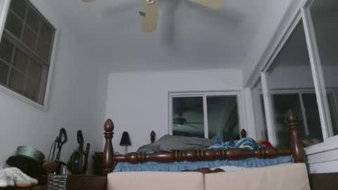 Snapshot of dreamstate888 chatting on September 22, 5:11 am nccouple93 online show from September 22, 5:11 am
