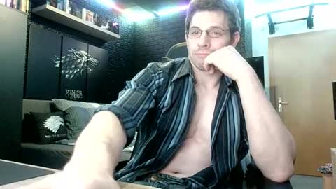 Snapshot of dreamwallker chatting on October 25, 2:01 am Ioannes Paulus the 2nd online show from October 25, 2:01 am