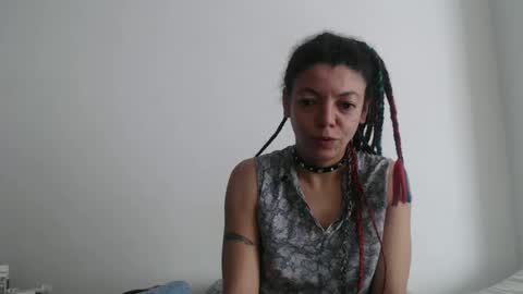 DreamyLatina online show from November 13, 1:03 pm