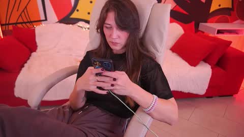 Lina online show from November 20, 9:45 pm