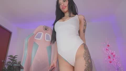 DRIANA online show from November 12, 5:04 pm