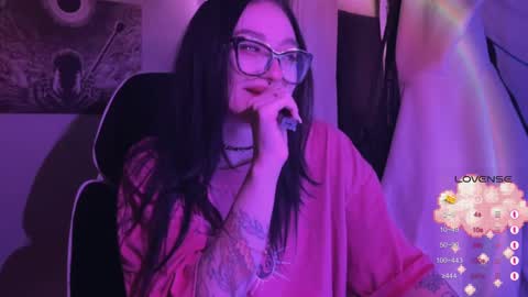 Tara  Sonny online show from November 11, 12:02 am