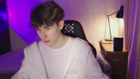 Mark online show from February 28, 6:34 pm