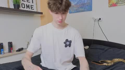 Mark online show from April 17, 11:07 pm