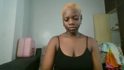 Kimberly online show from November 20, 7:11 pm