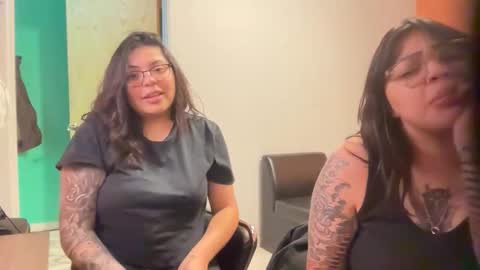 Drizzypeach602 online show from December 17, 3:13 am