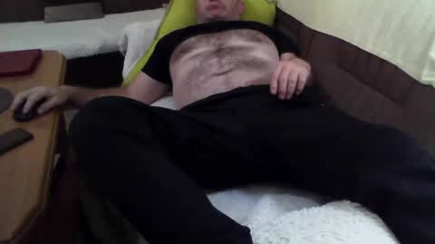 Snapshot of drkadzia chatting on December 17, 7:15 pm johnny online show from December 17, 7:15 pm