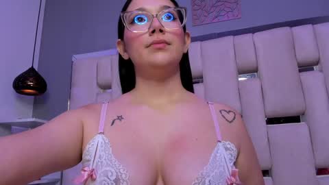 mandy online show from December 2, 4:15 pm