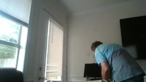 Snapshot of dsmoov_ chatting on October 18, 3:27 pm SmoovFanz online show from October 18, 3:27 pm