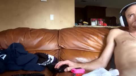 dub9shooter online show from October 24, 7:36 pm