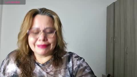 Im Dulce online show from October 21, 1:00 am