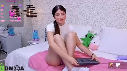 dulce_isabel_ online show from May 7, 3:46 am