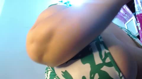 dulce online show from February 24, 3:20 pm