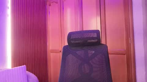 Dulce online show from February 28, 3:21 am