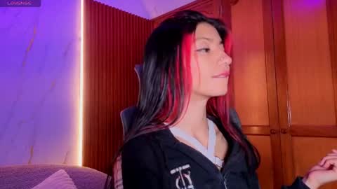 Dulce online show from April 17, 3:09 am