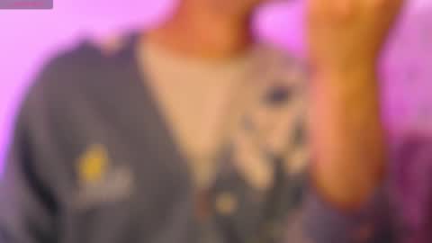 Dulcey online show from November 13, 4:15 am