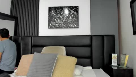 Thomas and Noah online show from September 19, 12:31 pm