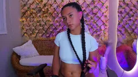 duskybeautyy online show from March 3, 5:09 pm