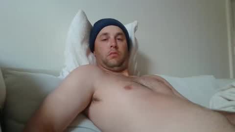 dustyroy09 online show from March 2, 11:00 pm