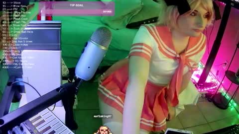 DvaDaisy online show from October 10, 9:41 pm