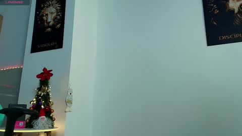 dwayne_brown online show from December 16, 9:10 pm