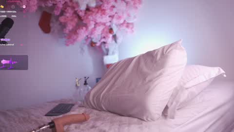 Snapshot of dwayne_xx chatting on December 11, 8:50 pm Dwayne xx online show from December 11, 8:50 pm