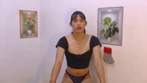 dy_namite online show from March 16, 6:01 pm