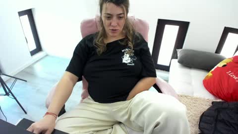 dayana online show from April 6, 4:57 am