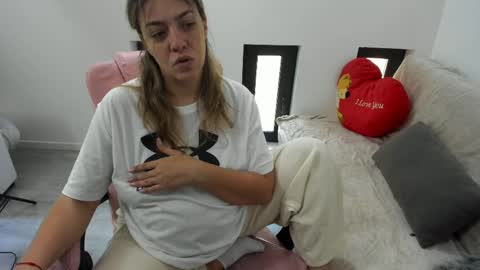 dayana online show from June 4, 5:13 am