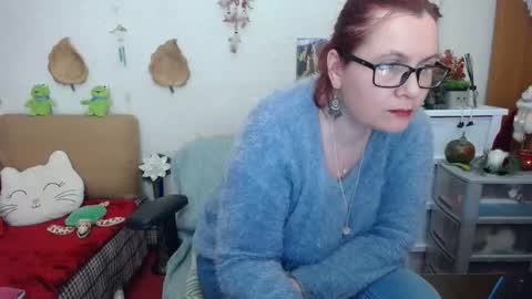 Dyanne online show from March 6, 9:31 pm