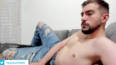 Dylan online show from June 4, 2:06 am